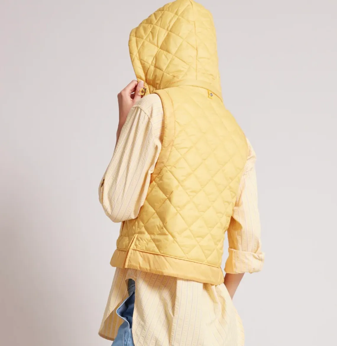 Adroit Quilted Gilet w/Detachable Hood Yellow