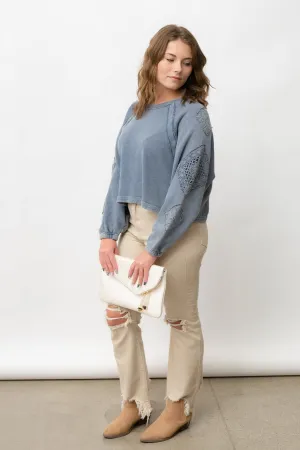 DIAMOND CROCHET RAGLAN SLEEVE CREWNECK