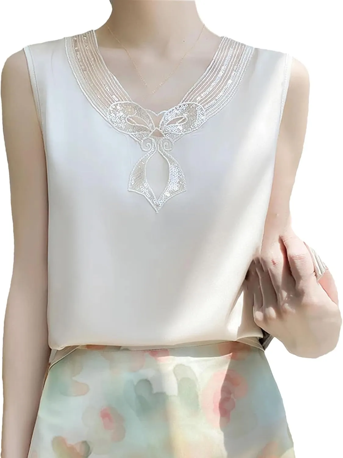 Women's Lace Trim Sequin Tank Top Summer Breathable Sleeveless V-Neck Vest Casual Loose Fit Undershirt for Lounge Wear