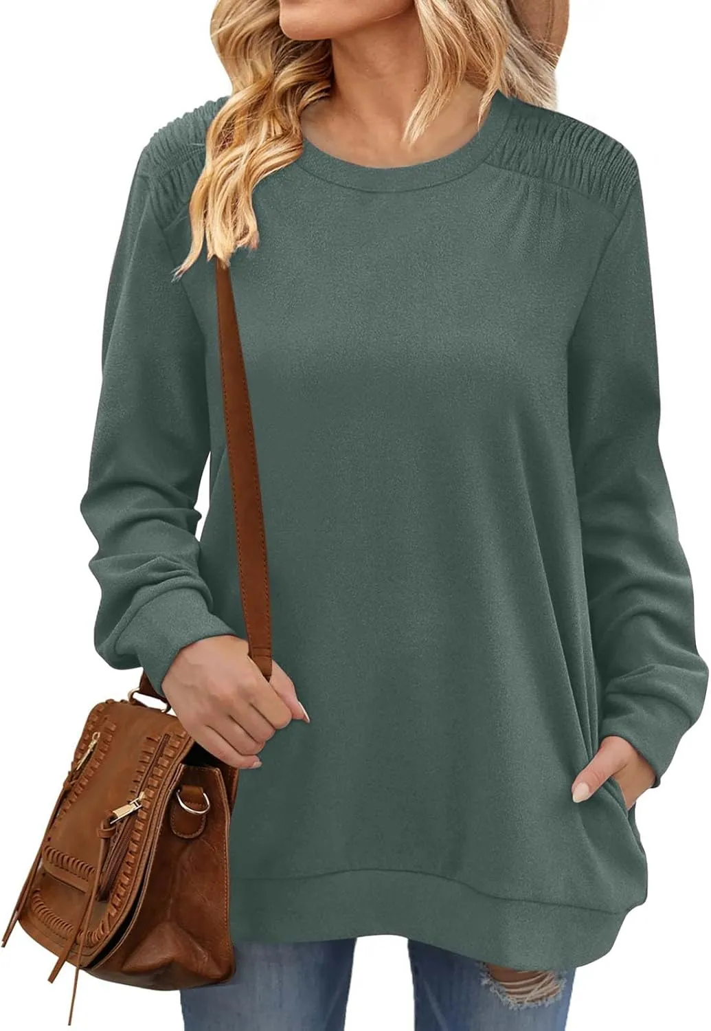 Womens Oversized Crewneck Sweatshirt Pleated Long Sleeve Tunic Tops Loose Fit Pullover Top Fall Clothes with Pockets