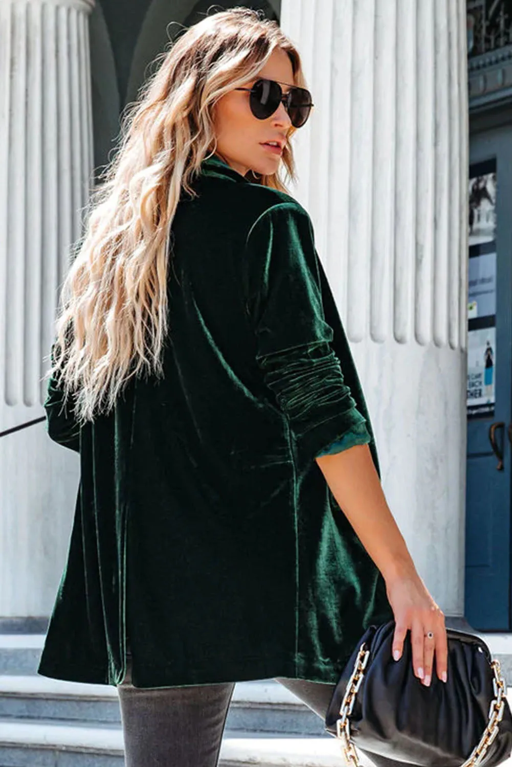 Women's Velvet Blazer Jackets Casual Long Sleeve Lapel Collar Pocketed Blazer Suits Work Outfits